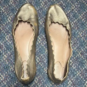 Preloved Chloe Gold Scalloped Women's Flats size 36.5